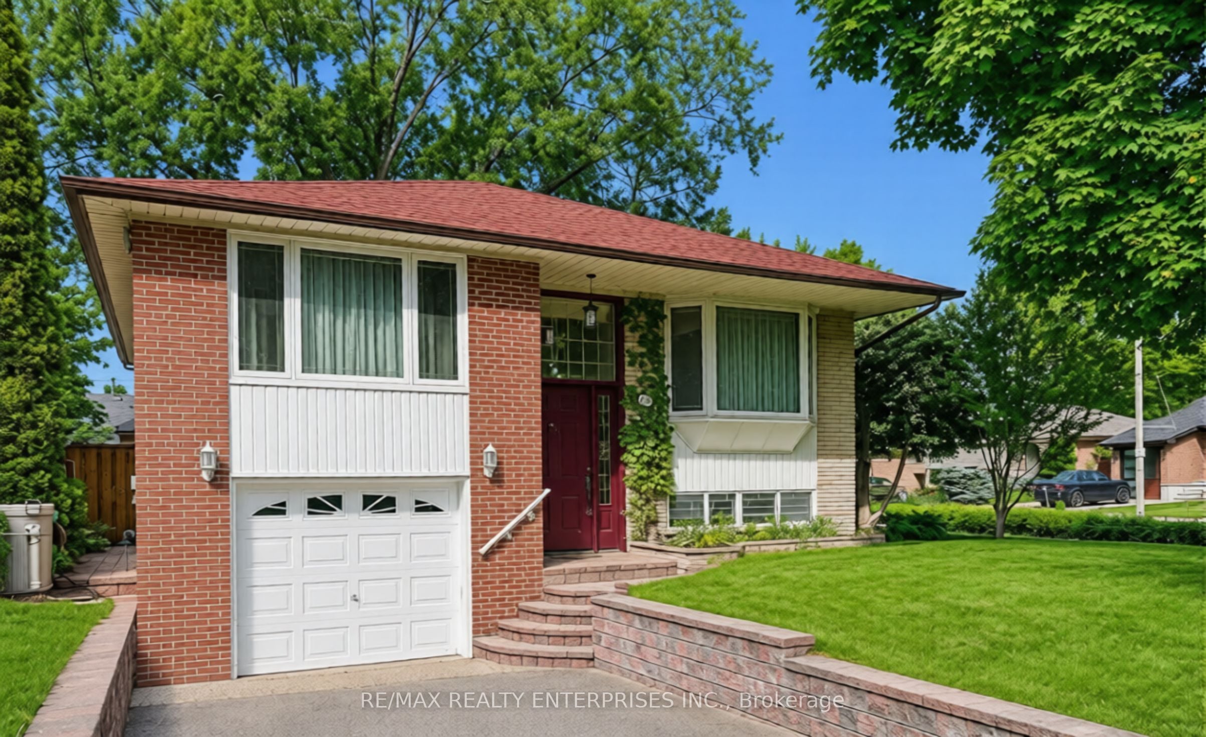 1571 Muir Road, Mississauga, ON, L5E 2J3