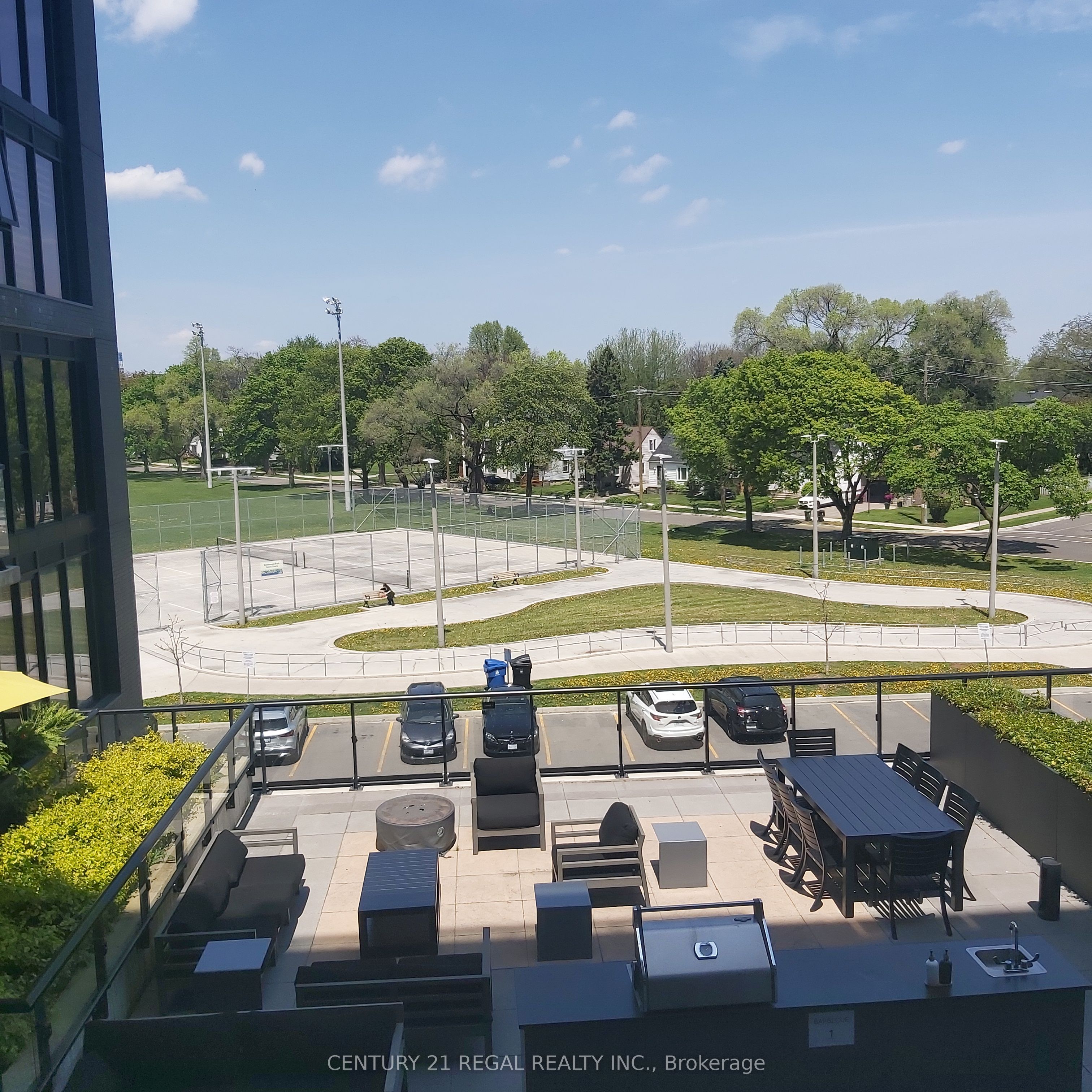 302-7 Smith Crescent, Toronto, ON, M8Z 0G3 photo 5