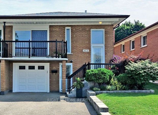 3631 Molly Avenue, Mississauga, ON, L5A 3G5