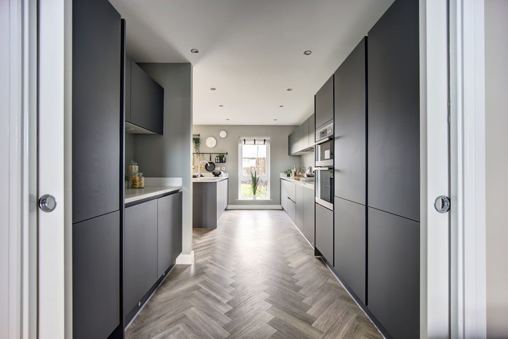 5 bed detached house for sale"The Patterham - Plot 246" at Fountains Walk, West Lane, Ripon HG4 photo 3