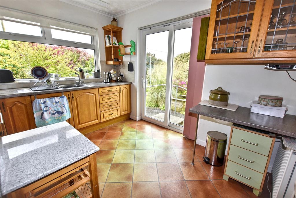 Additional image 7 of 3 bed detached bungalow for saleAlbany Gardens, Redruth TR15