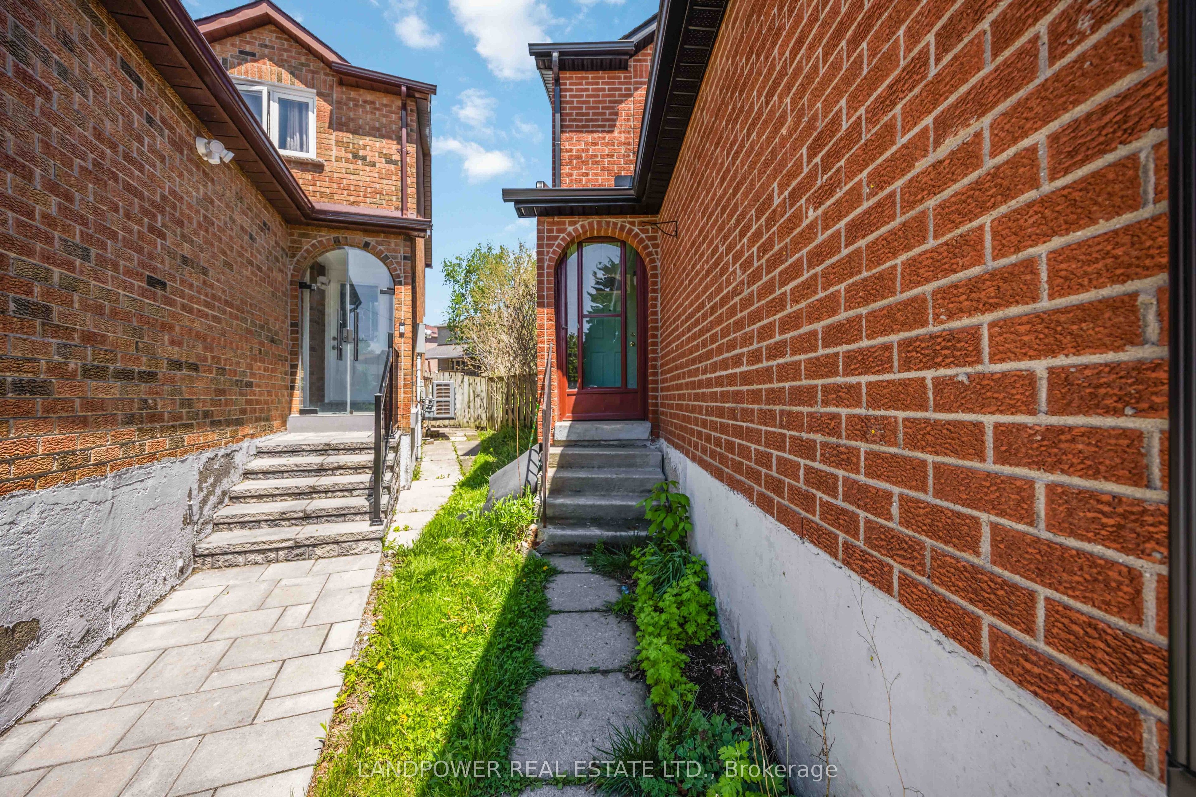 Additional image 3 of 85 Tangmere Crescent, Markham, ON, L3R 6Y7