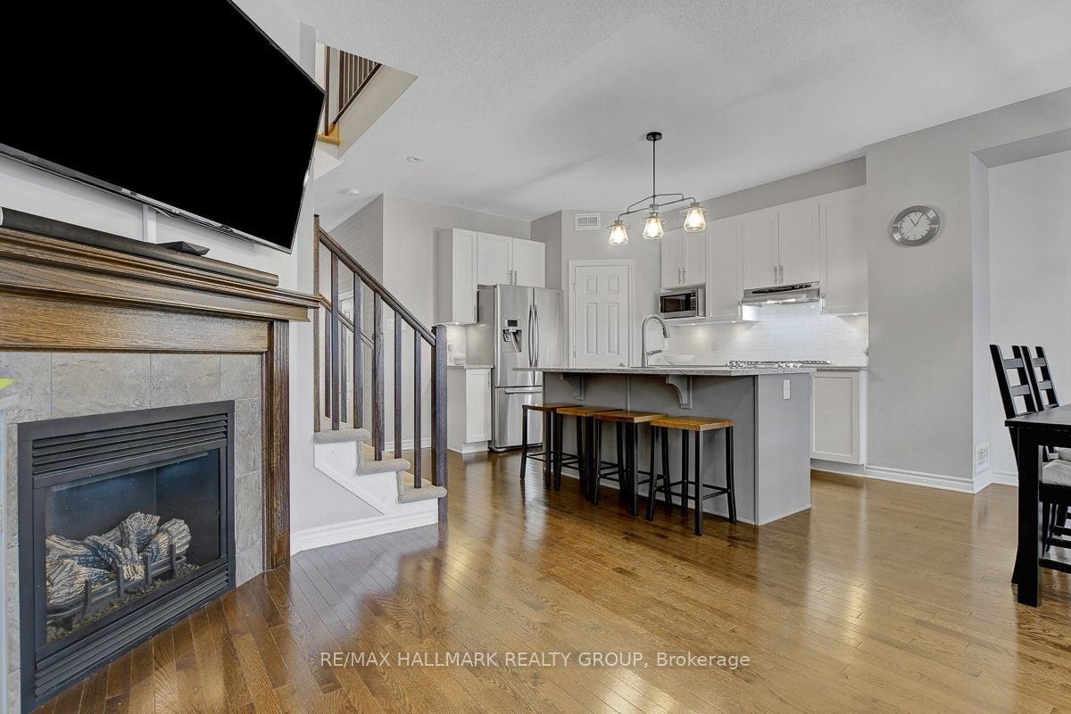 Additional image 6 of 729 Hazelnut Crescent, Ottawa, ON, K1T 0K3