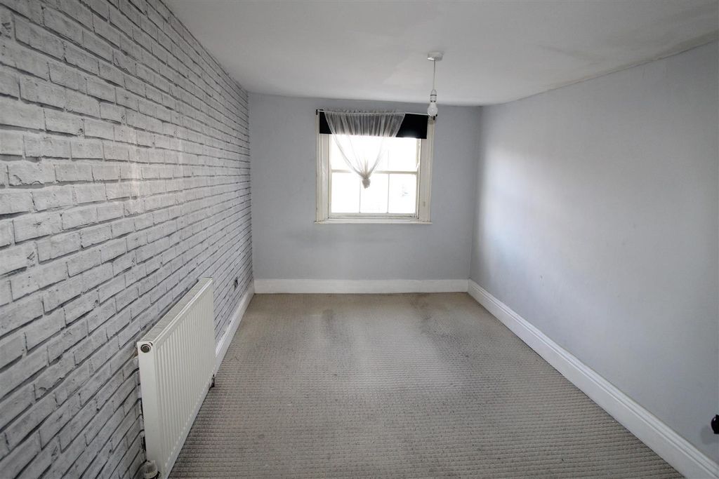 Additional image 6 of 2 bed flat for saleBroadway, Sheerness ME12