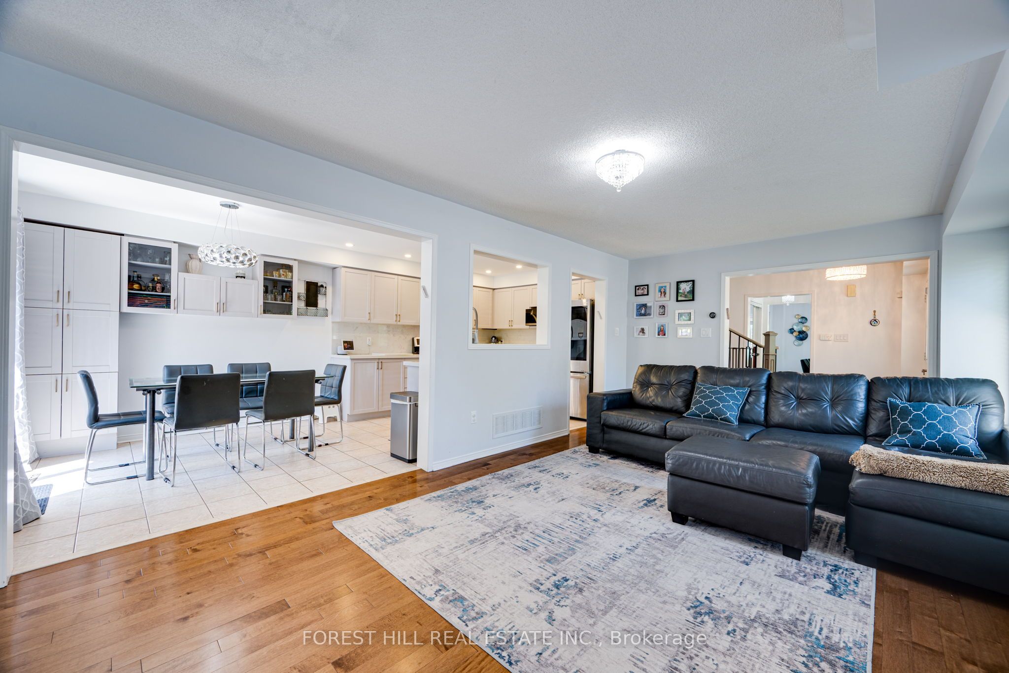 Additional image 3 of 59 Banbrooke Crescent, Newmarket, ON, L3X 2W9