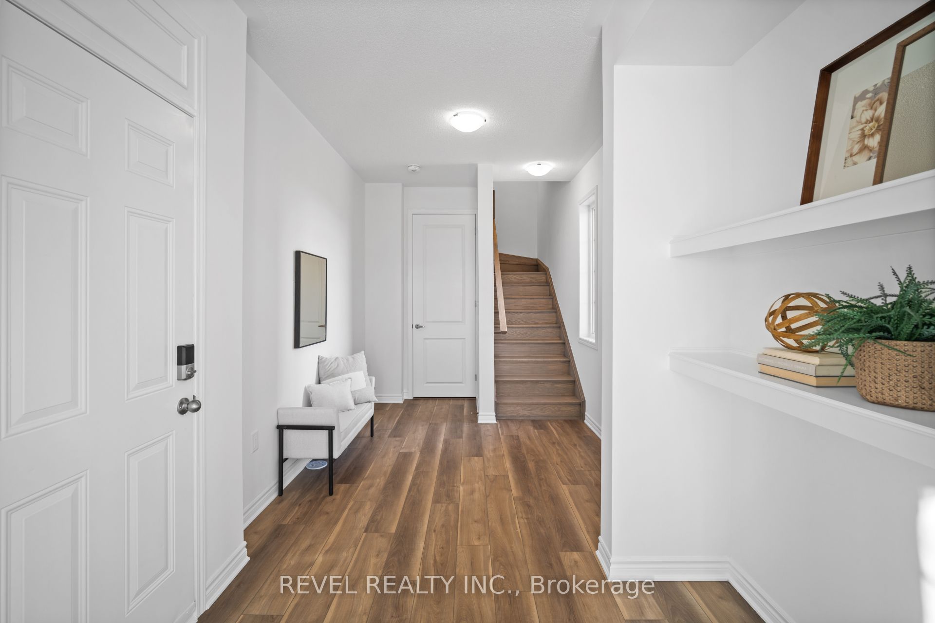 22 Varsity Drive, Brampton, ON, L7A 5M6 photo 2