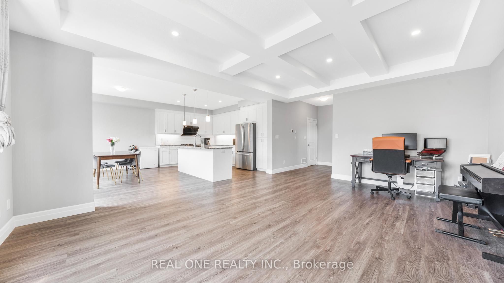 Additional image 3 of 164 Mountain Holly Court, Waterloo, ON, N2V 0E1