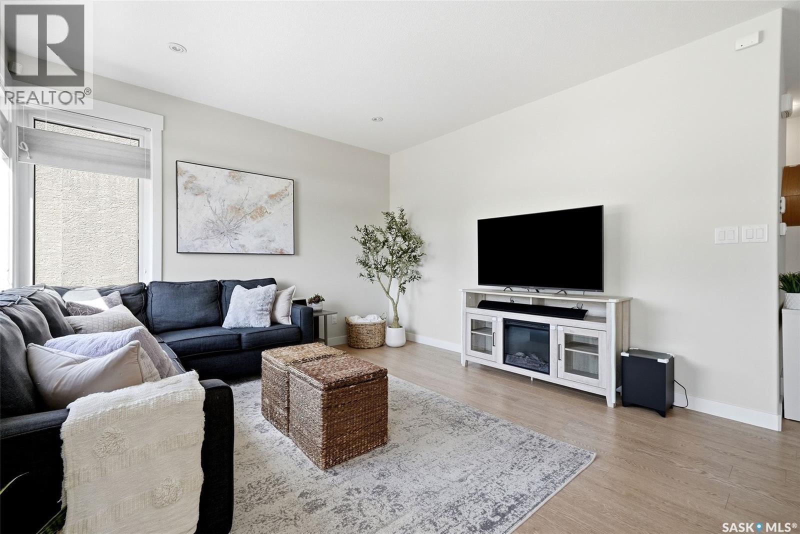 Additional image 6 of 4929 Green Brooks Way E, Regina, SK, S4V3K5