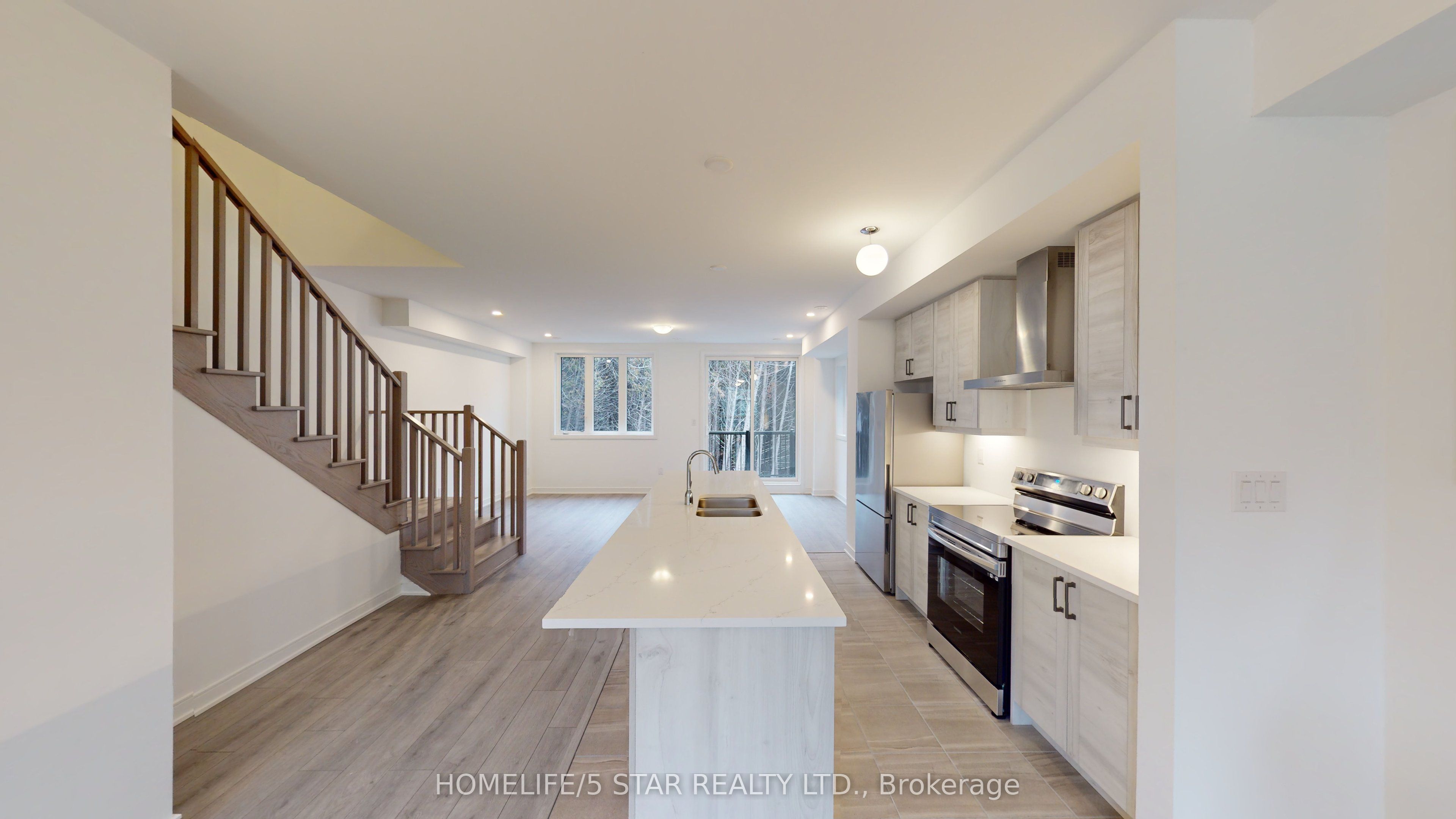 Additional image 6 of 126 Blue Forest Crescent, Barrie, ON, L9J 0N5
