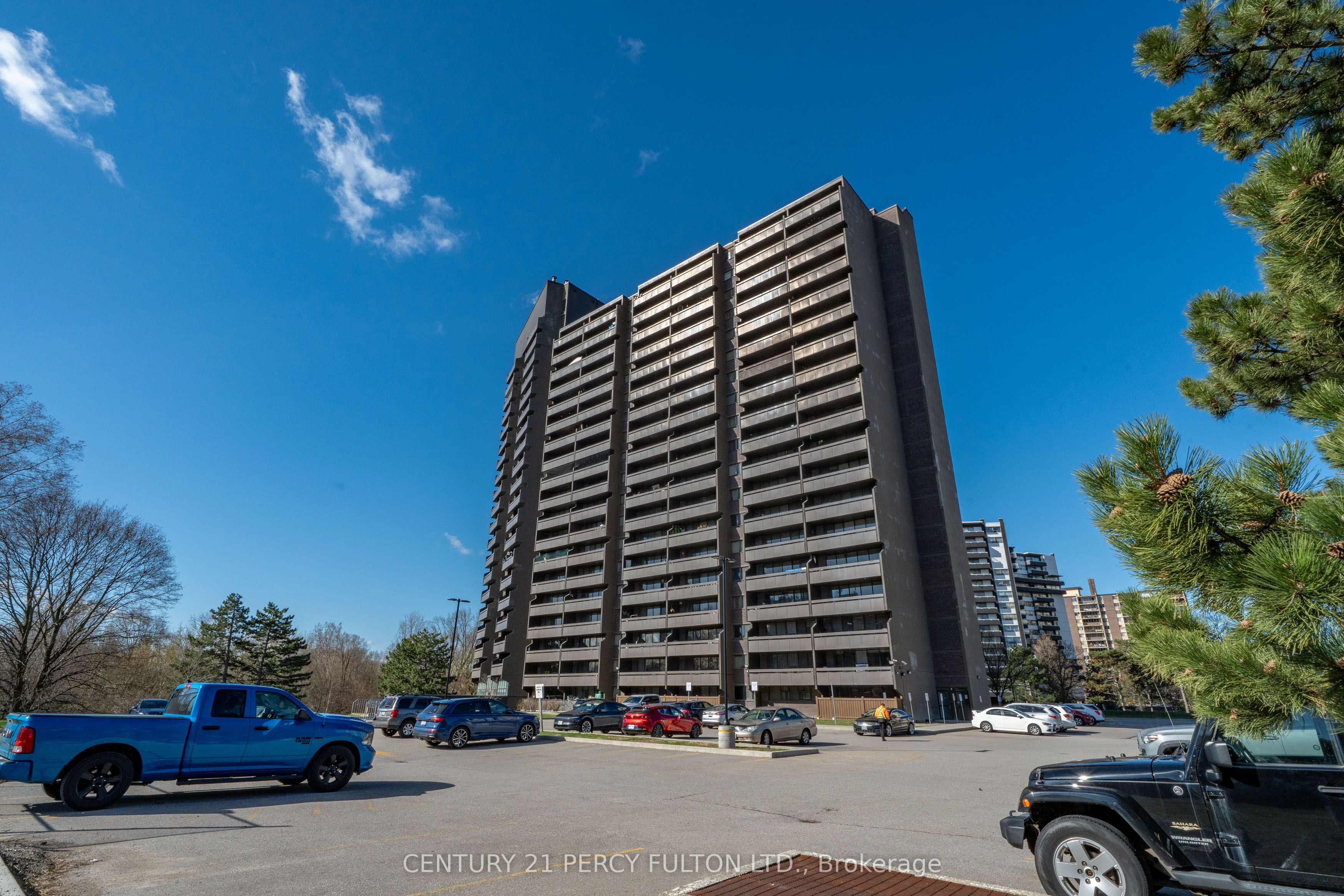 Additional image 3 of PH 12-11 Wincott Drive, Toronto, ON, M9R 2R9