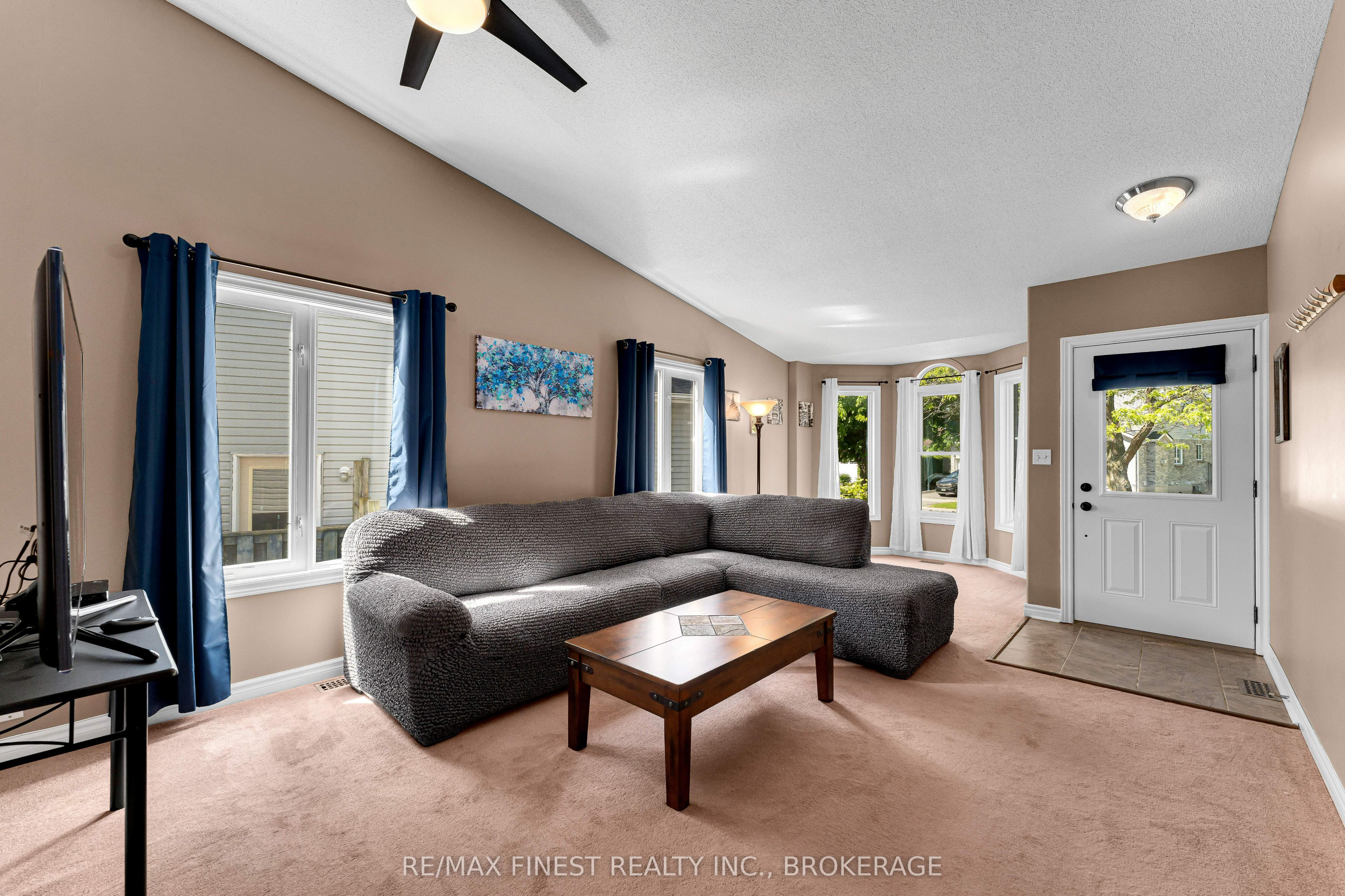 570 Freeman Crescent, Kingston, ON, K7K 7H5 photo 4