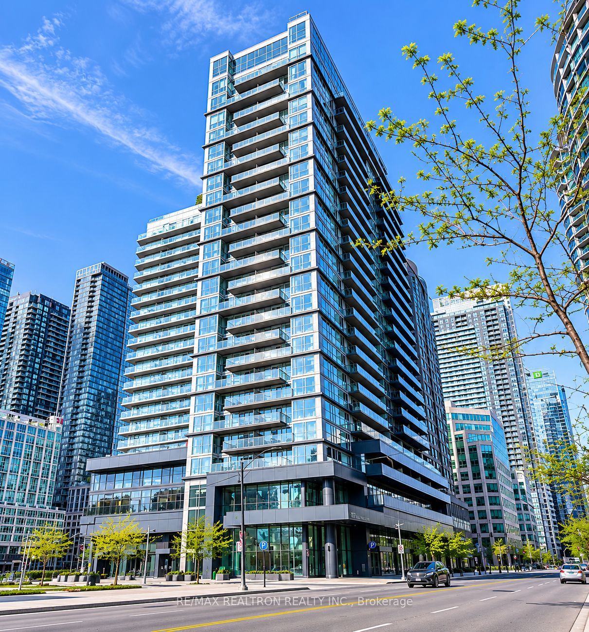 1714-352 Front Street W, Toronto, ON, M5V 0K3