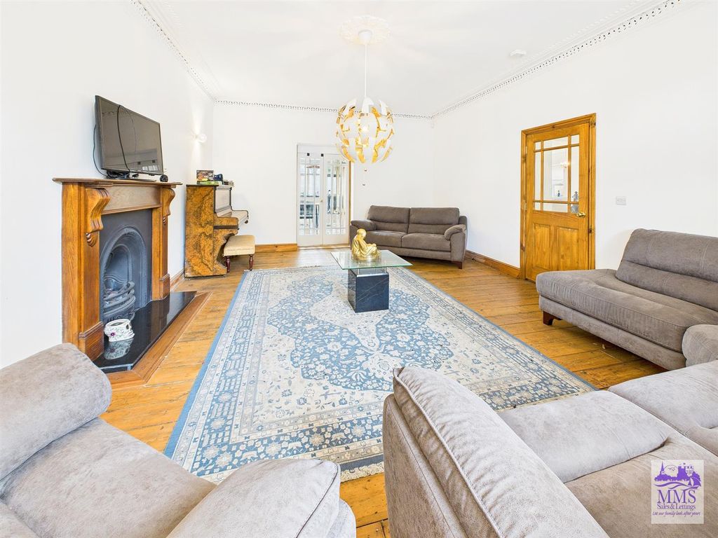 Additional image 14 of 6 bed detached house for saleLondon Road, Strood, Rochester ME2
