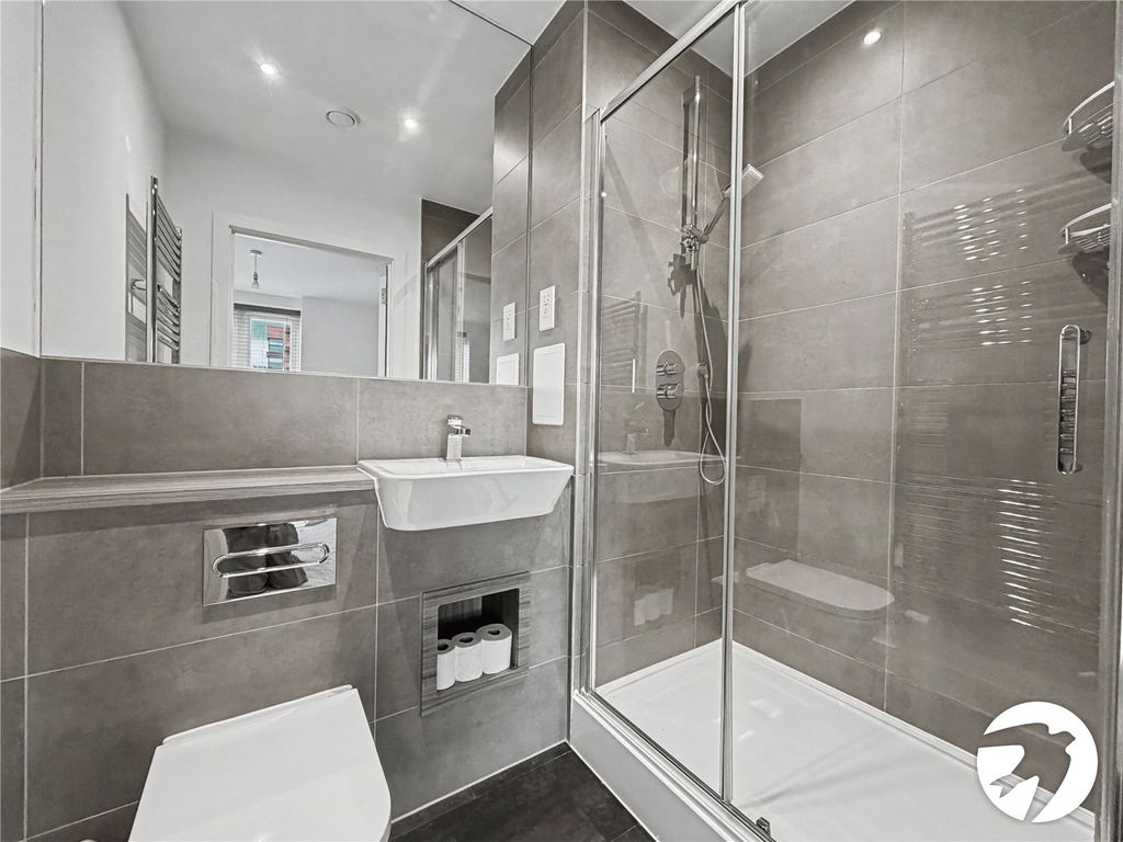 Additional image 5 of 2 bed flat for saleCorys Road, Rochester, Kent ME1
