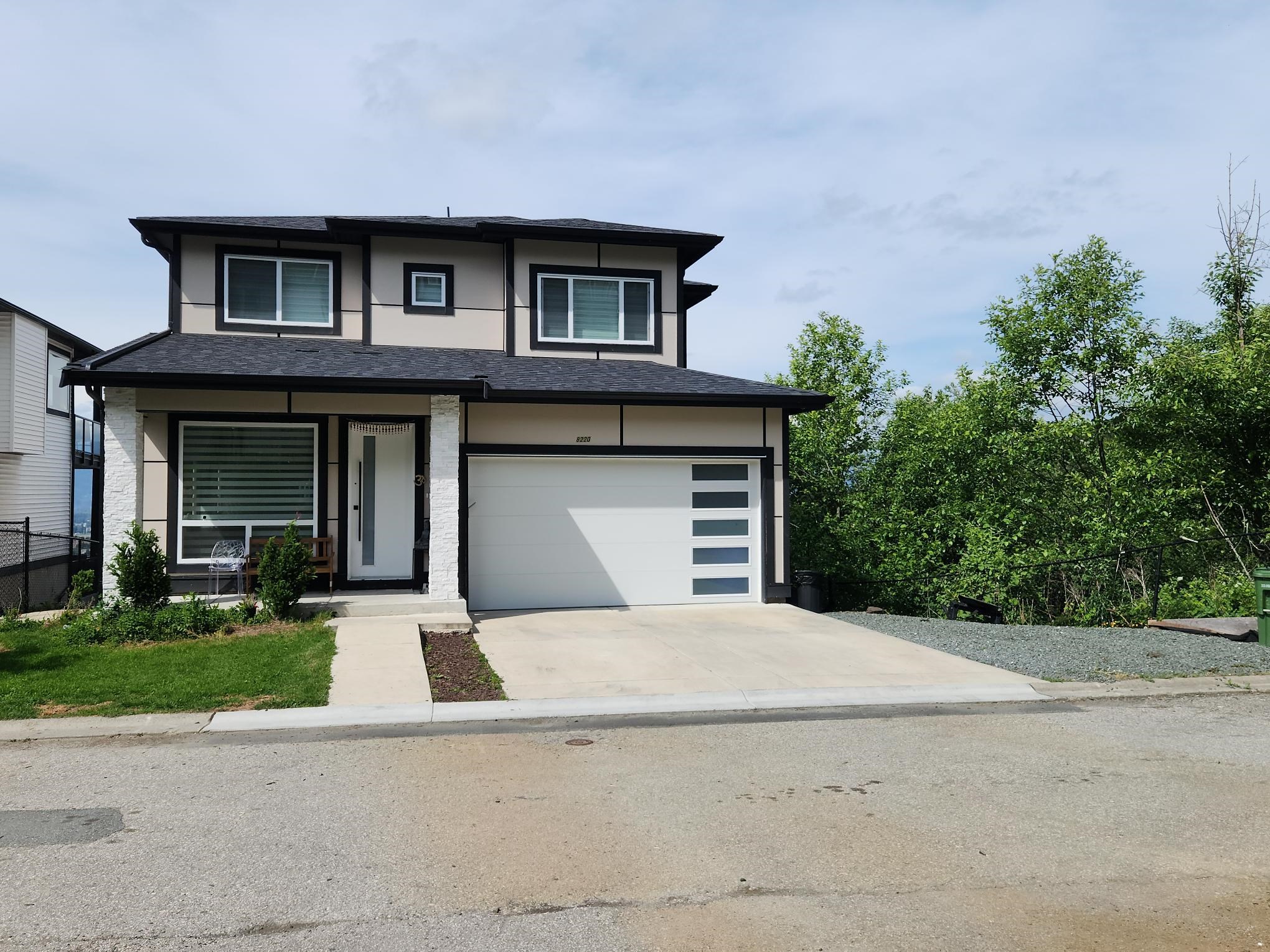 8220 Nixon Road, Chilliwack, BC, V4Z 0E4