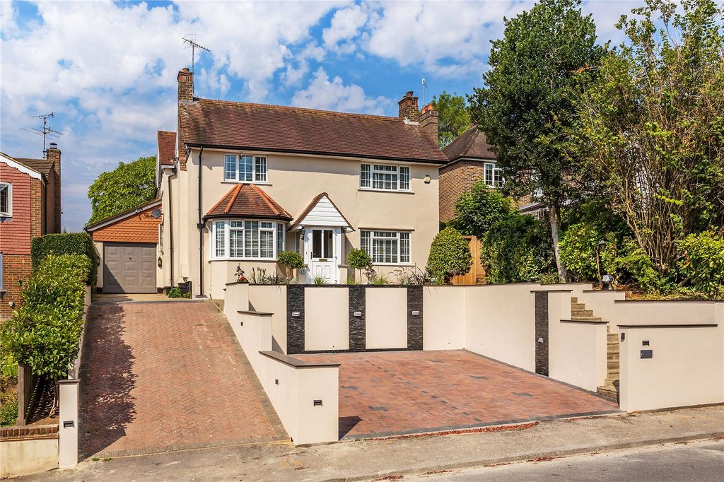 5 bed detached house for saleWray Lane, Reigate, Surrey RH2