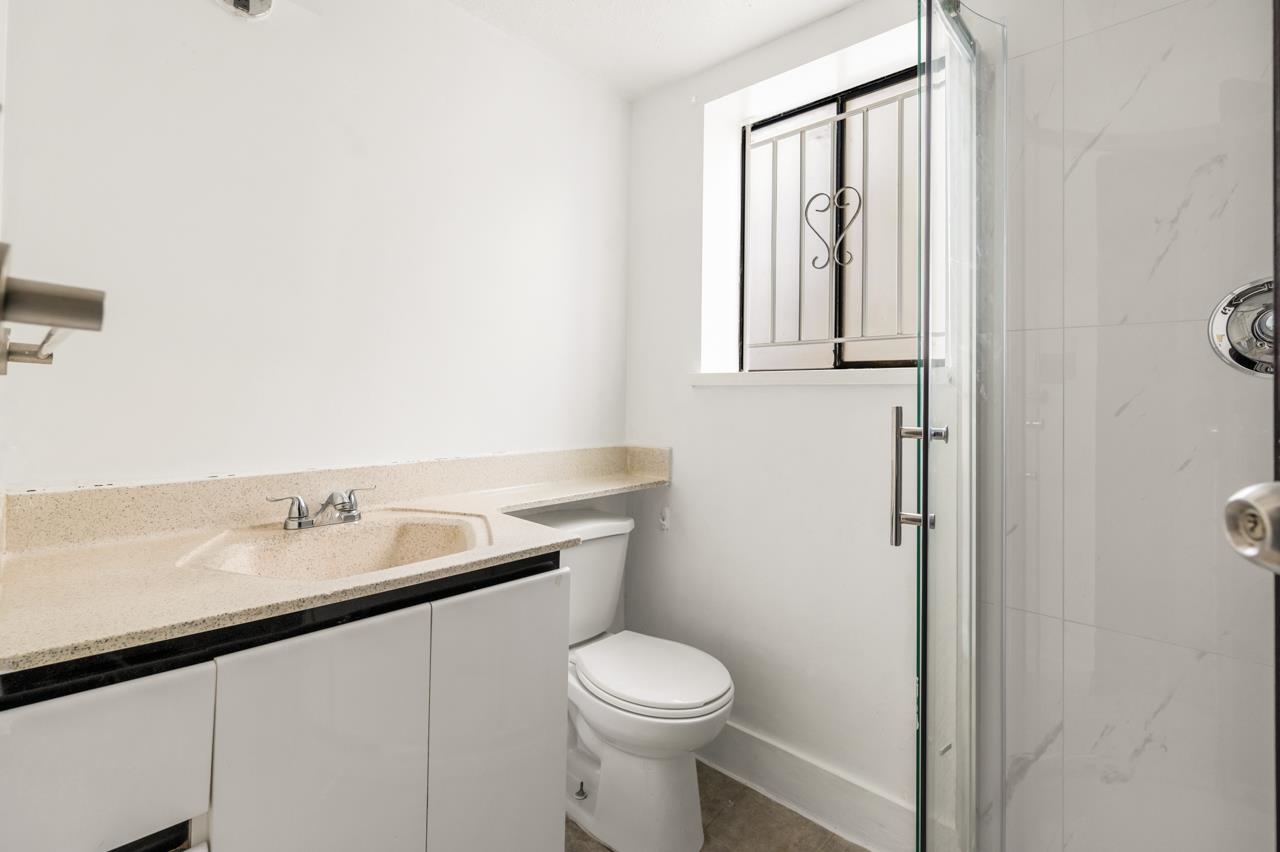 2539 34th Avenue E, Vancouver, BC, V5R 2T1 photo 4