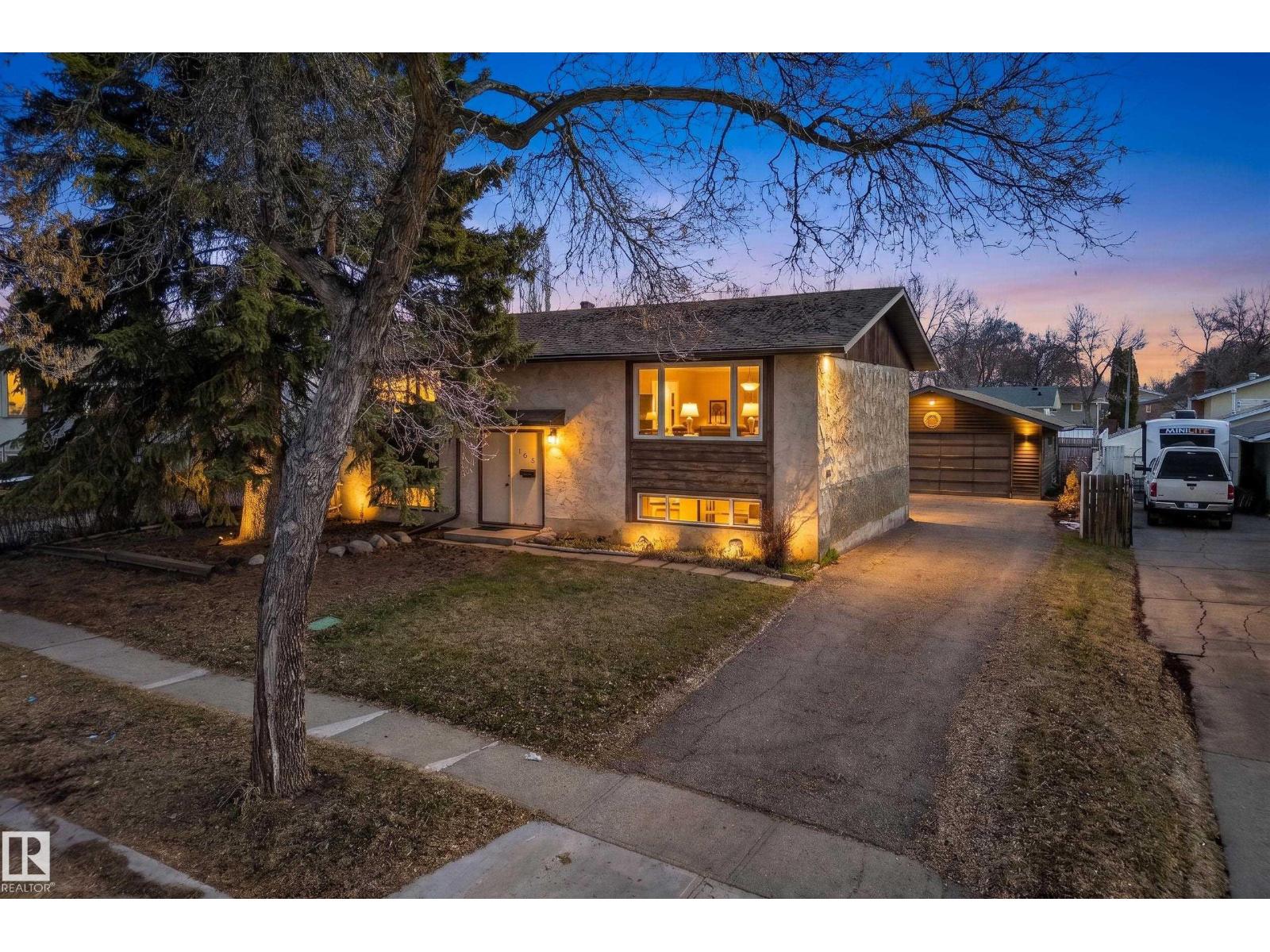 105 Mission Avenue, St. Albert, AB, T8N2C5