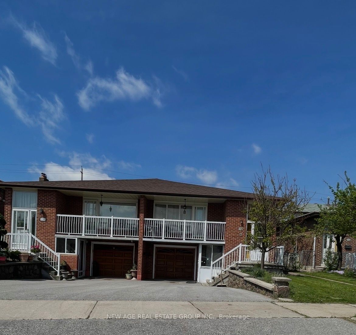 112 Anthia Drive W, Toronto, ON, M9L 1K8