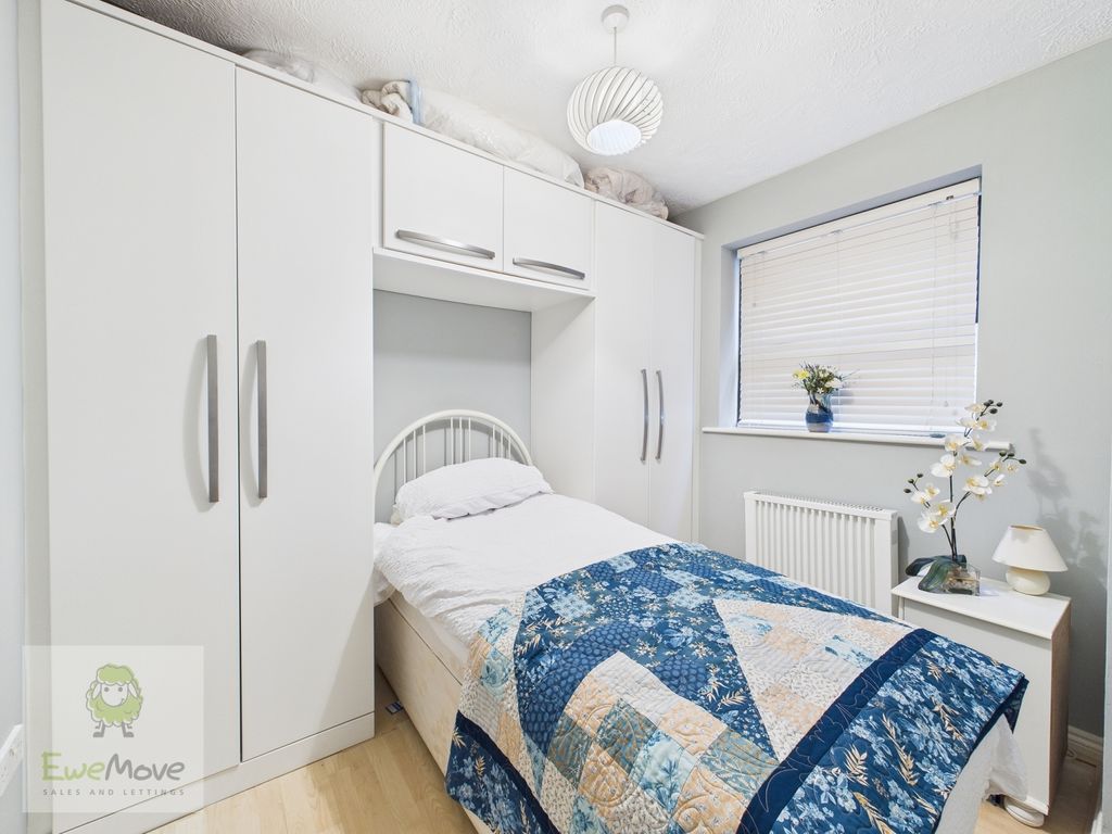 Additional image 13 of 2 bed flat for saleSeaford Court, Shorts Reach, Esplanade, Rochester ME1