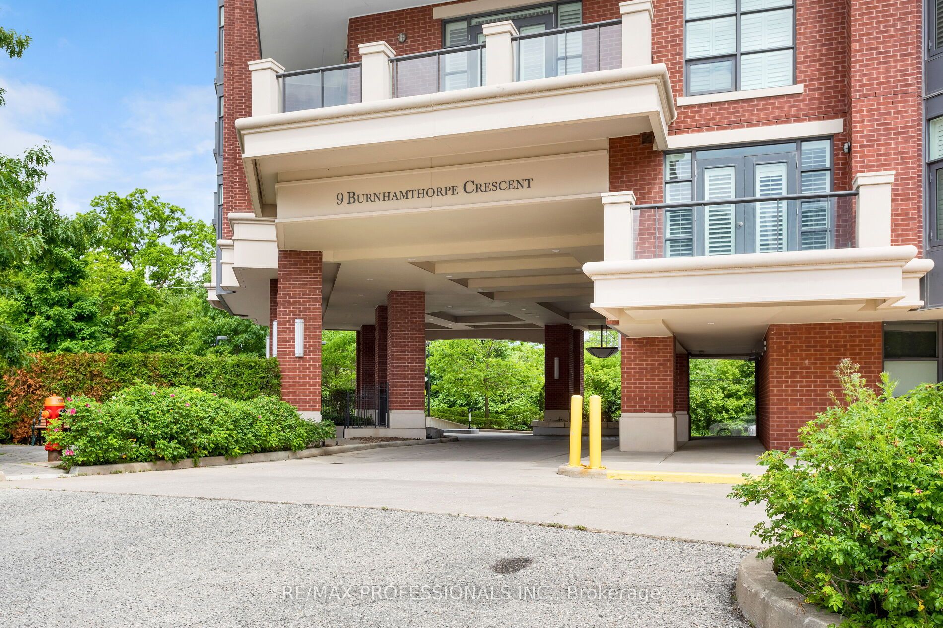 PH3-9 Burnhamthorpe Crescent, Toronto, ON, M9A 0A6 photo 2