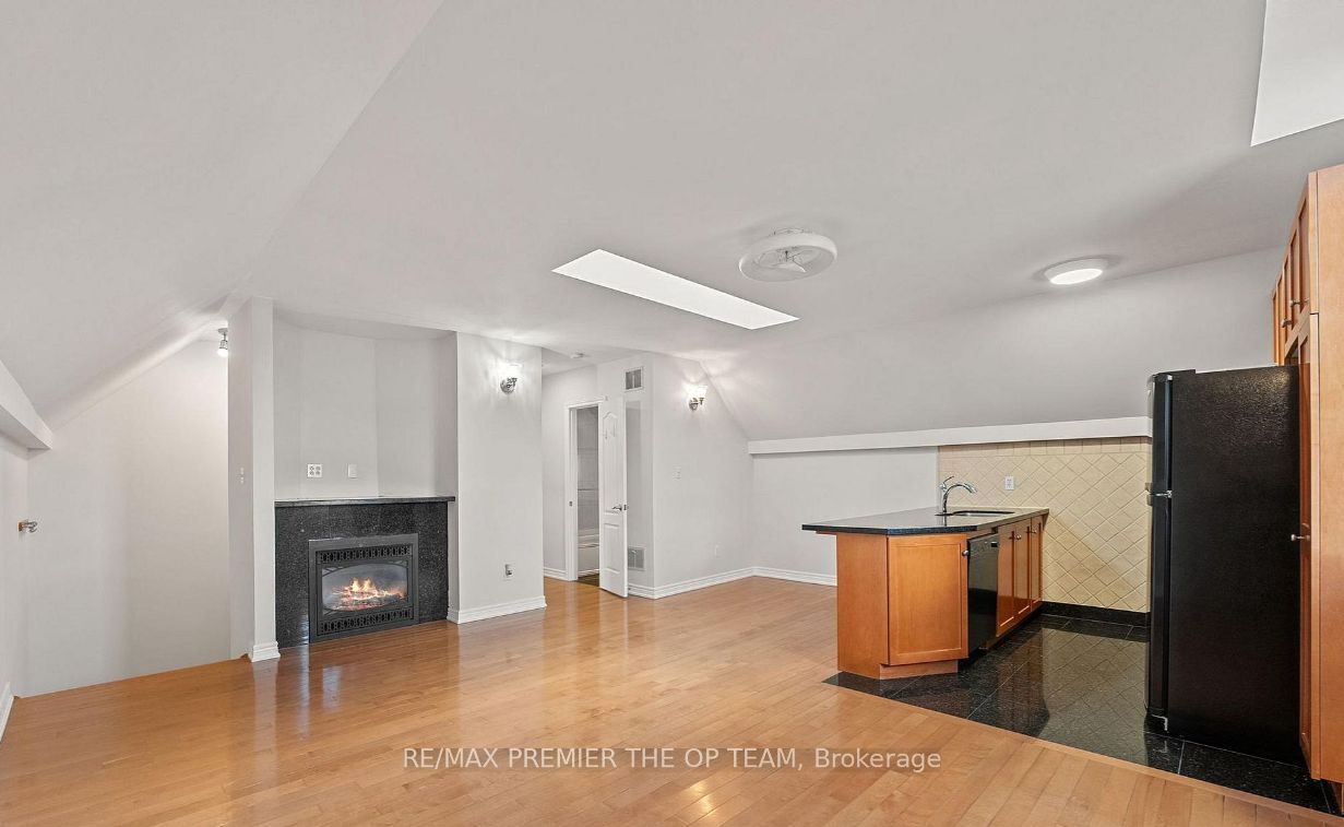 Loft-58 Calera Crescent, Vaughan, ON, L4H 1V9 photo 4