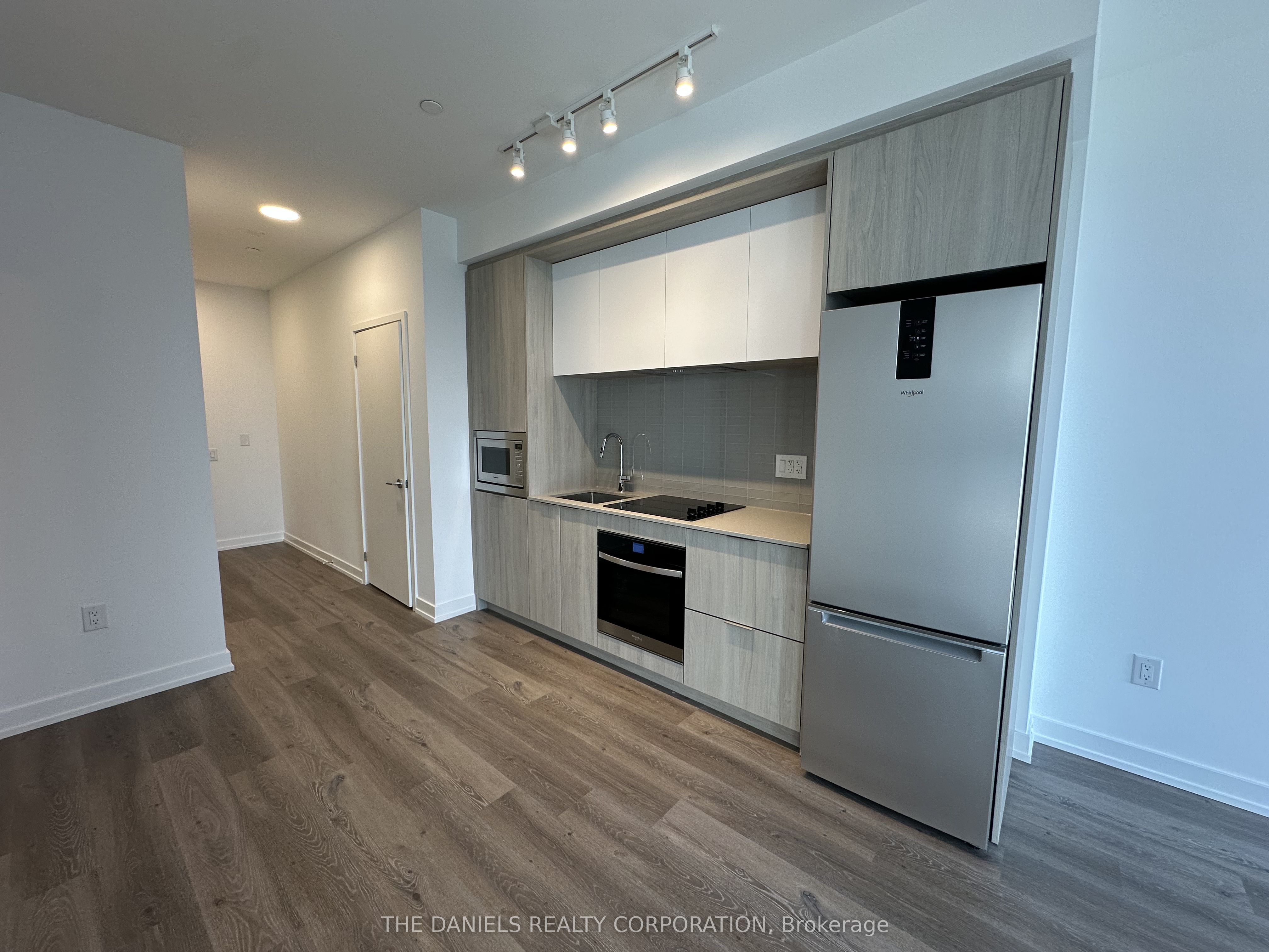 Additional image 4 of 2712-395 Square One Drive, Mississauga, ON, L5B 0P6