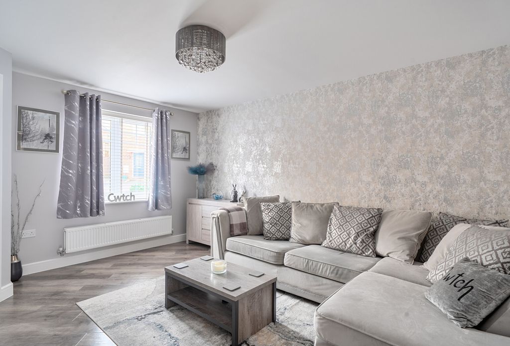 Additional image 2 of 3 bed detached house for saleFisher Close, Midsomer Norton, Radstock, Somerset BA3