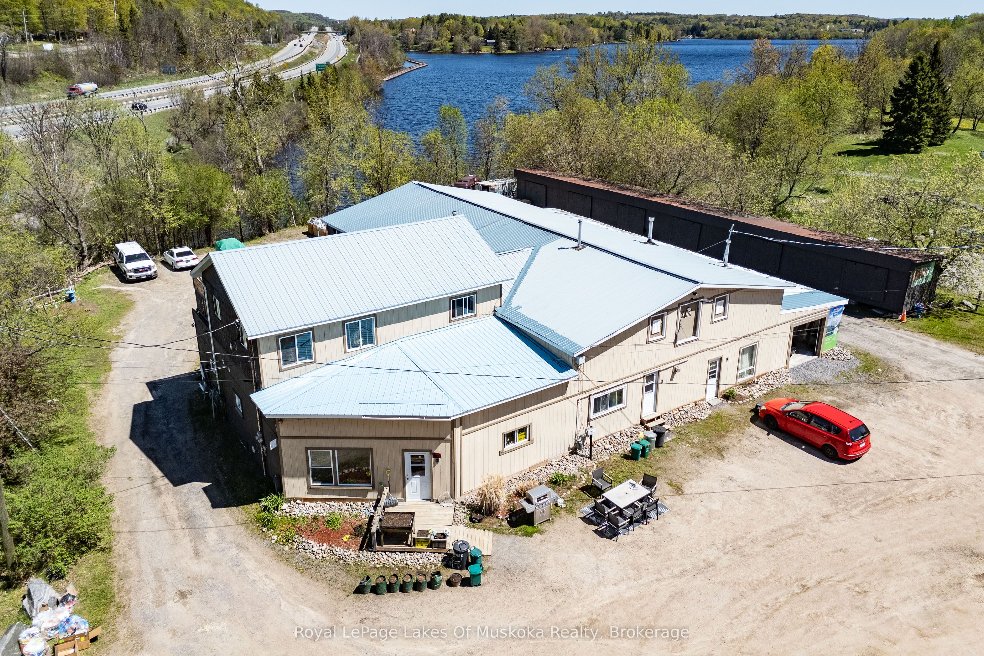 7 East Airport Road, Huntsville, ON, P1H 1X7
