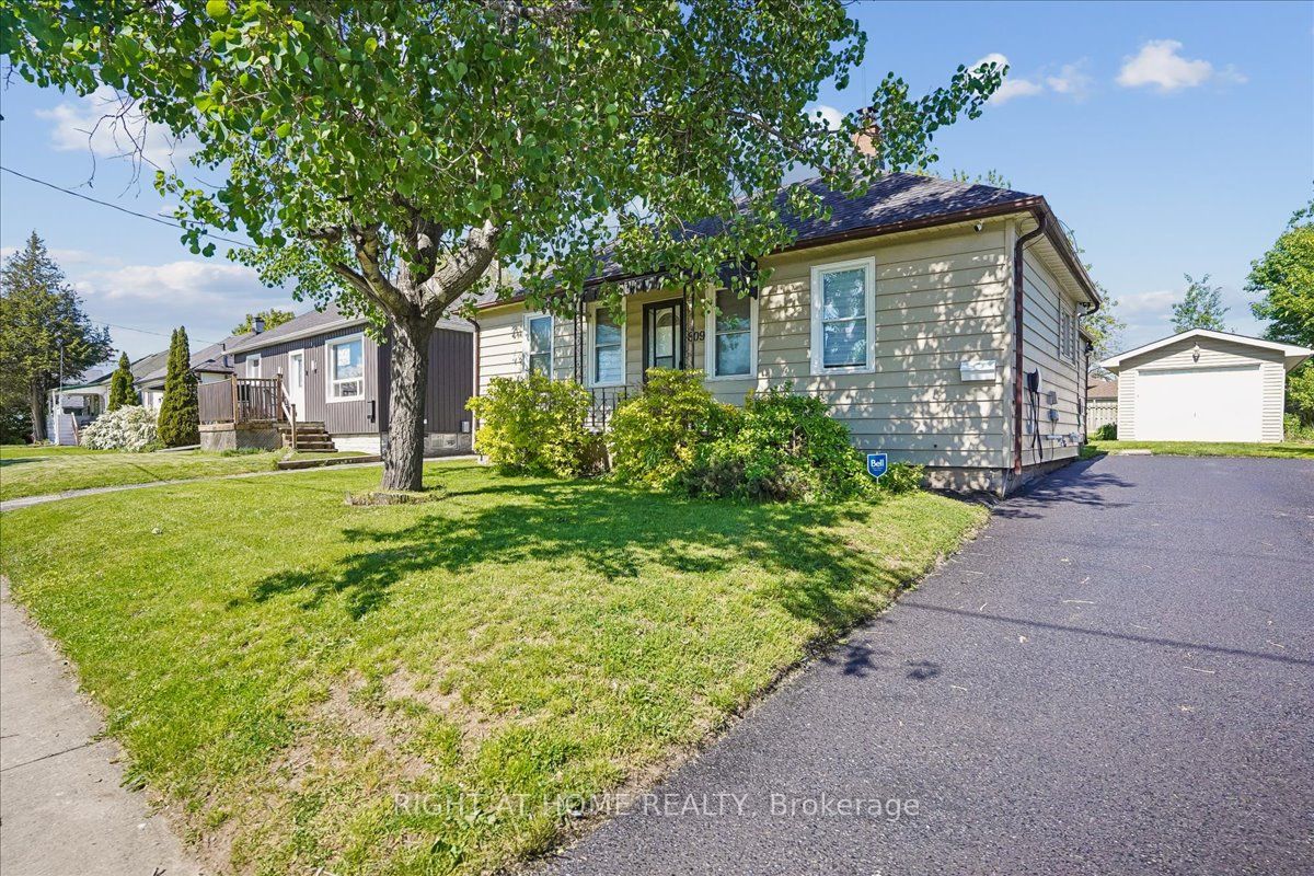 809 Rowena Street, Oshawa, ON, L1H 4Z6