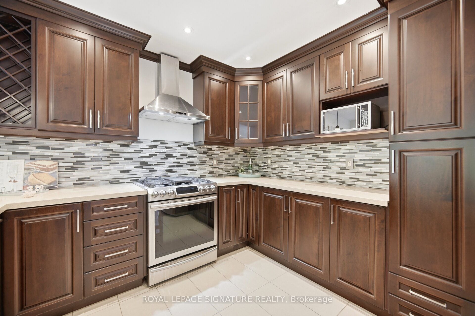 Additional image 6 of 901 Knotty Pine Grove, Mississauga, ON, L5W 1J9