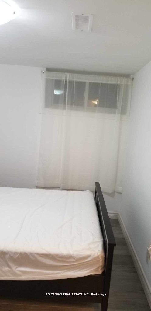Bsmt Rm-12 Flerimac Road, Toronto, ON, M1E 4A9
