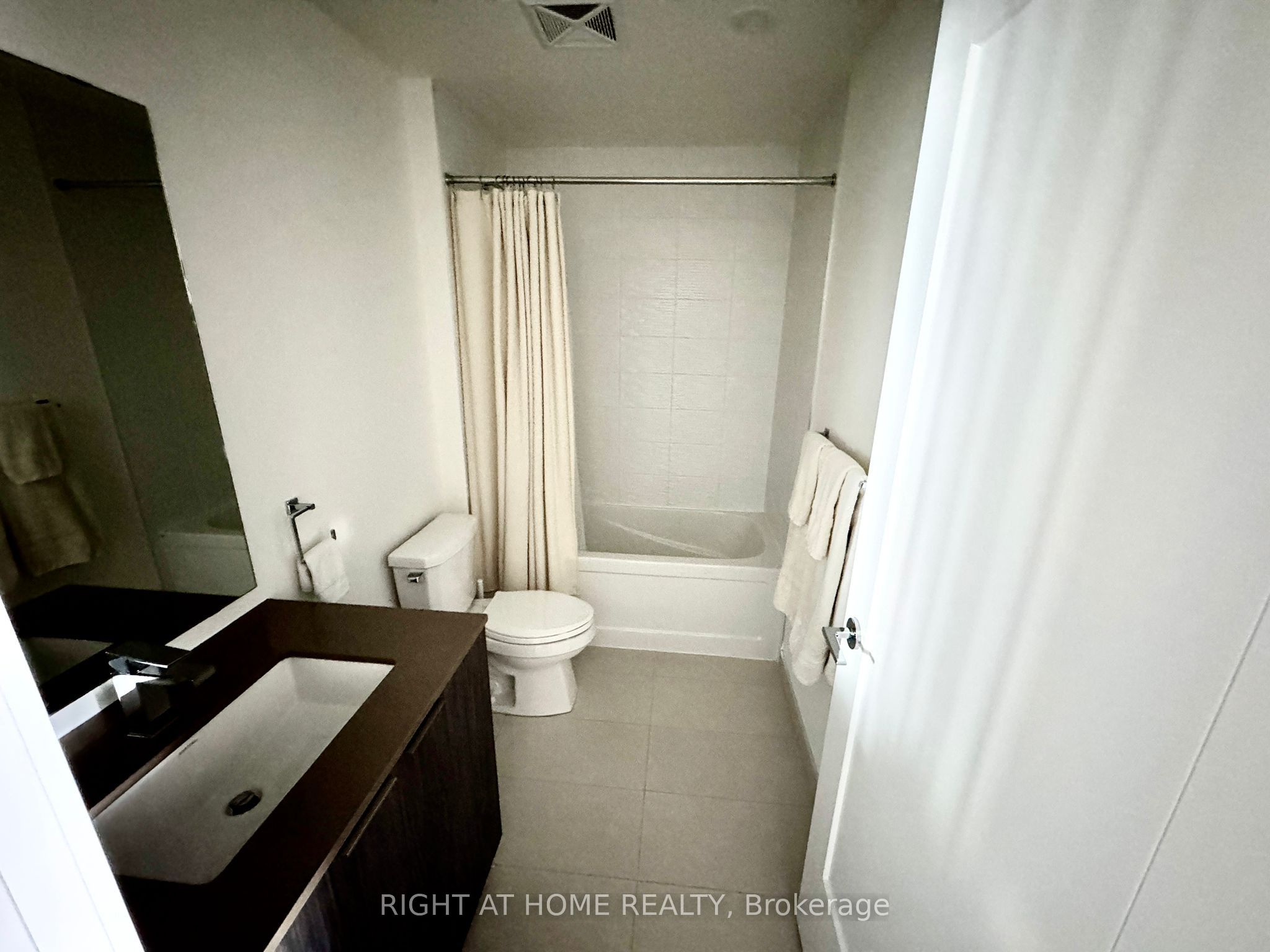 Additional image 6 of 1906-70 Annie Craig Drive, Toronto, ON, M8V 0G2