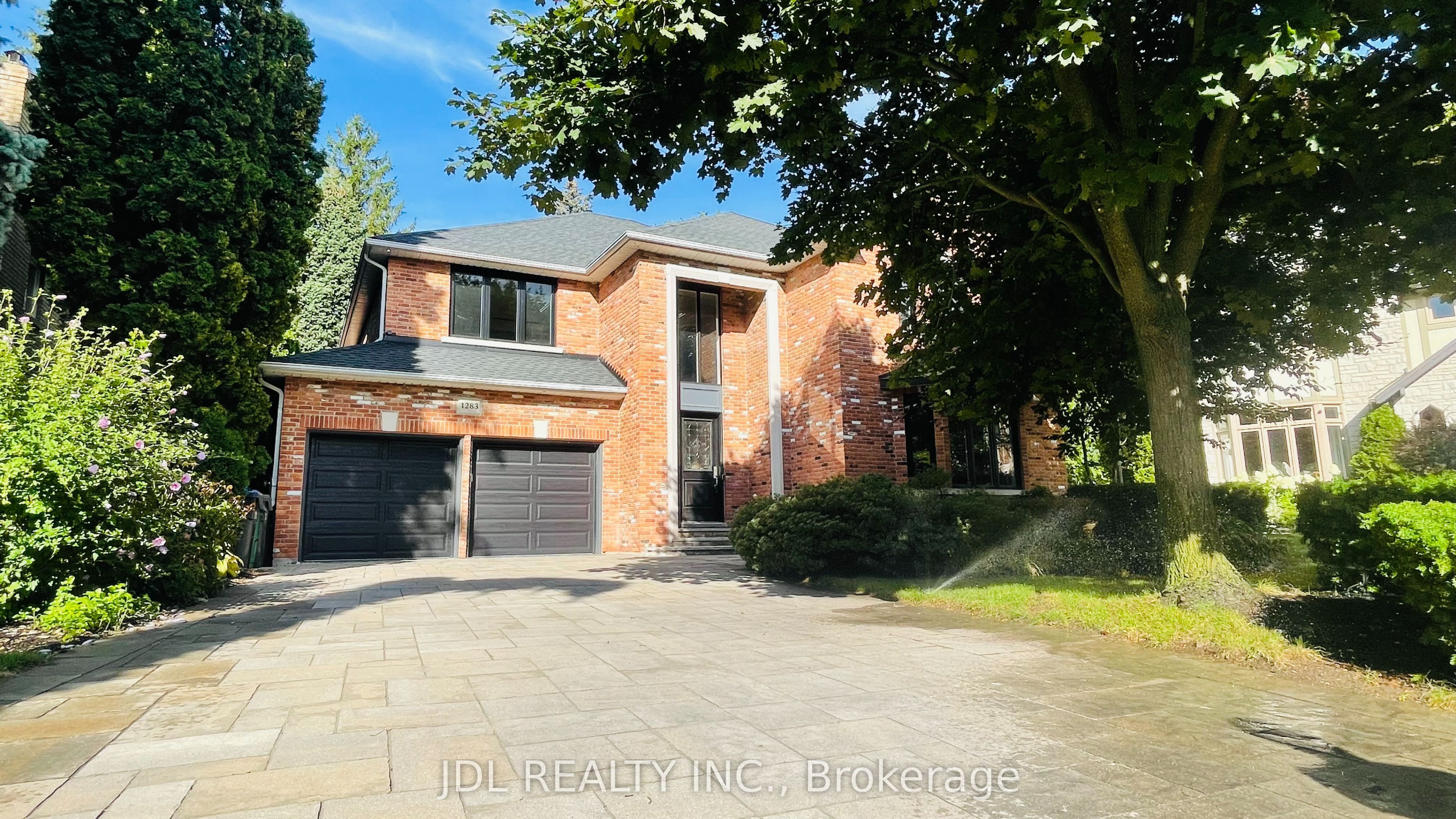 1283 Lindburgh Court, Mississauga, ON, L5H 4J2 photo 2