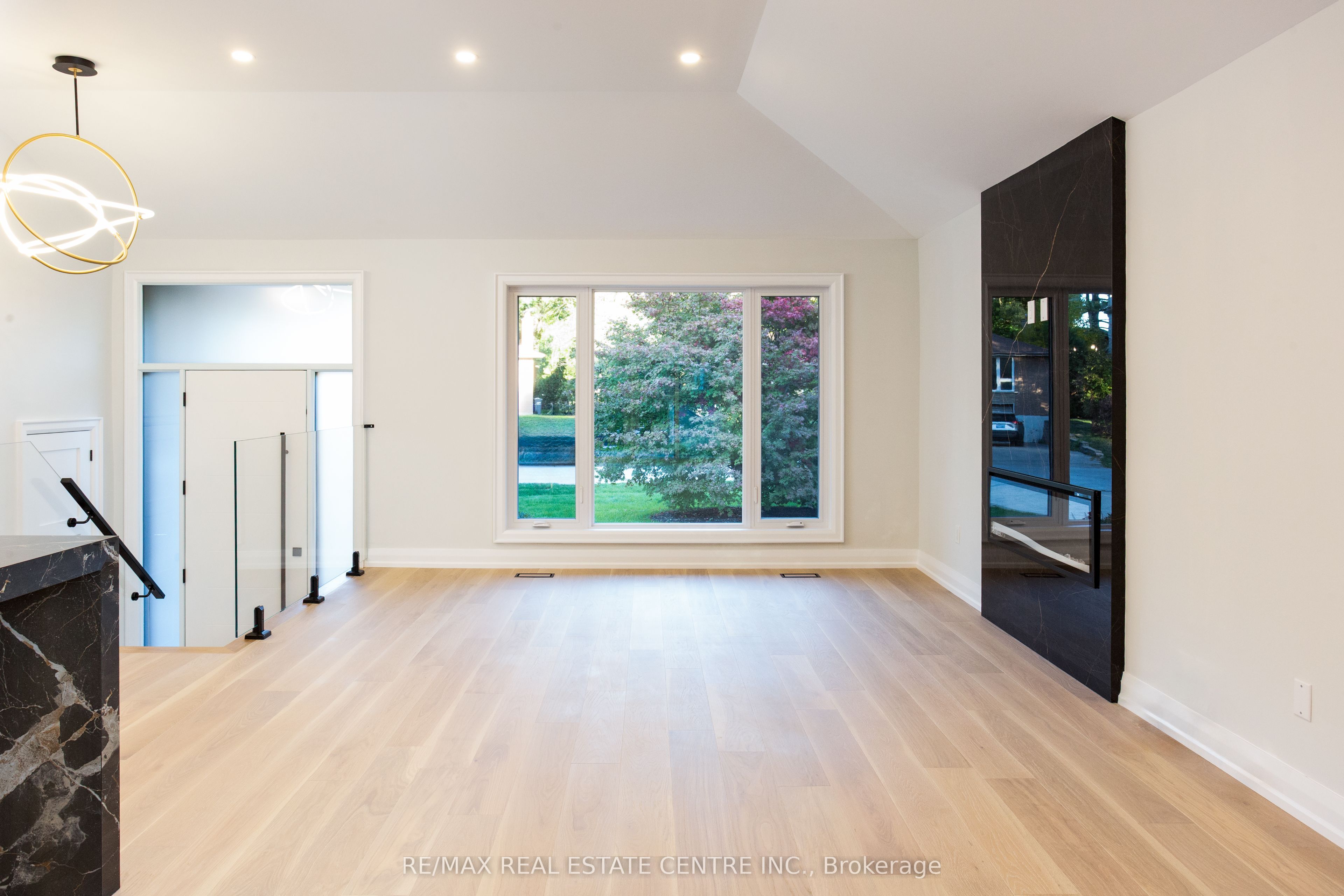 Additional image 5 of 446 Willis Drive, Oakville, ON, L6L 4V5