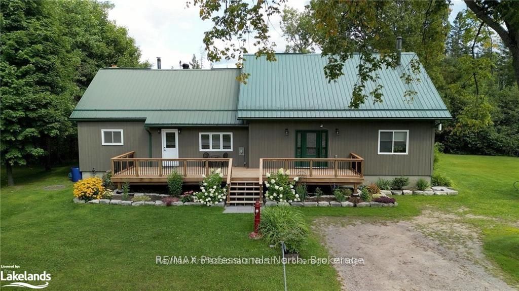 1026 Dewey Street, Highlands East, ON, K0M 2K0