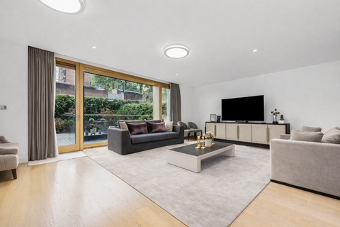 Vicarage Gate House, Kensington, London W8