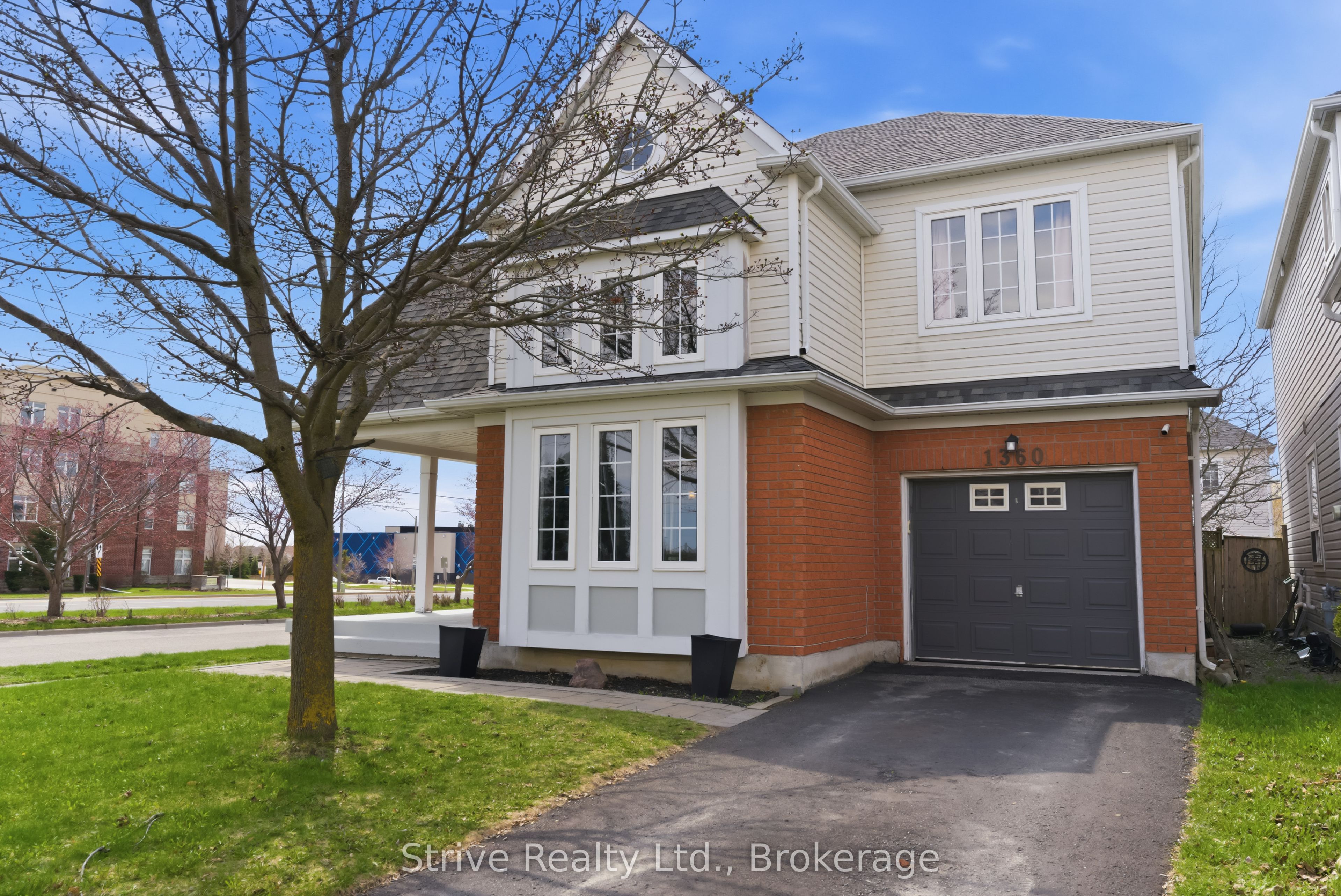 1360 Dumont Street, Oshawa, ON, L1K 2V3