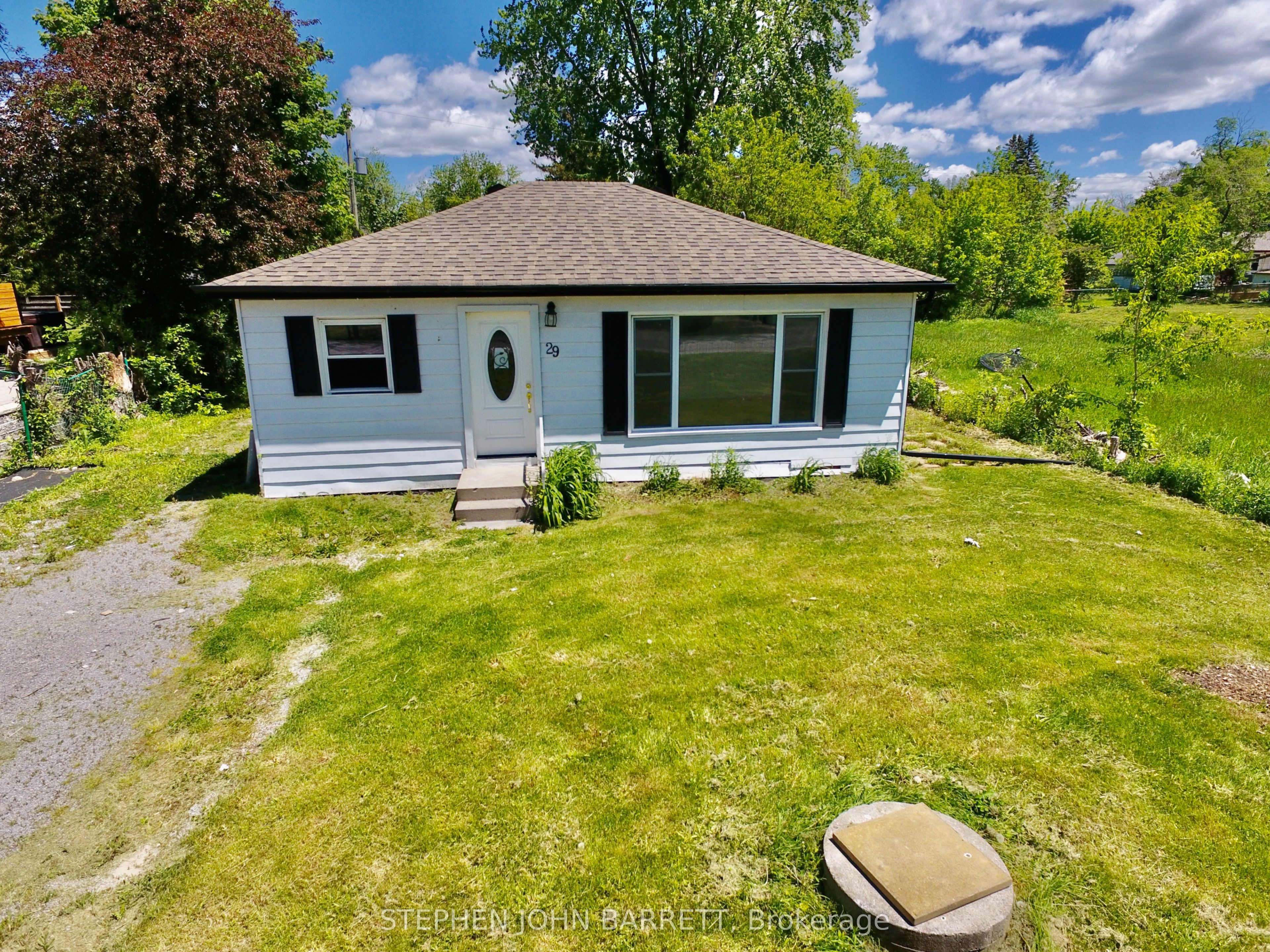 29 Blue Jay Boulevard, Georgina, ON, L0E 1N0