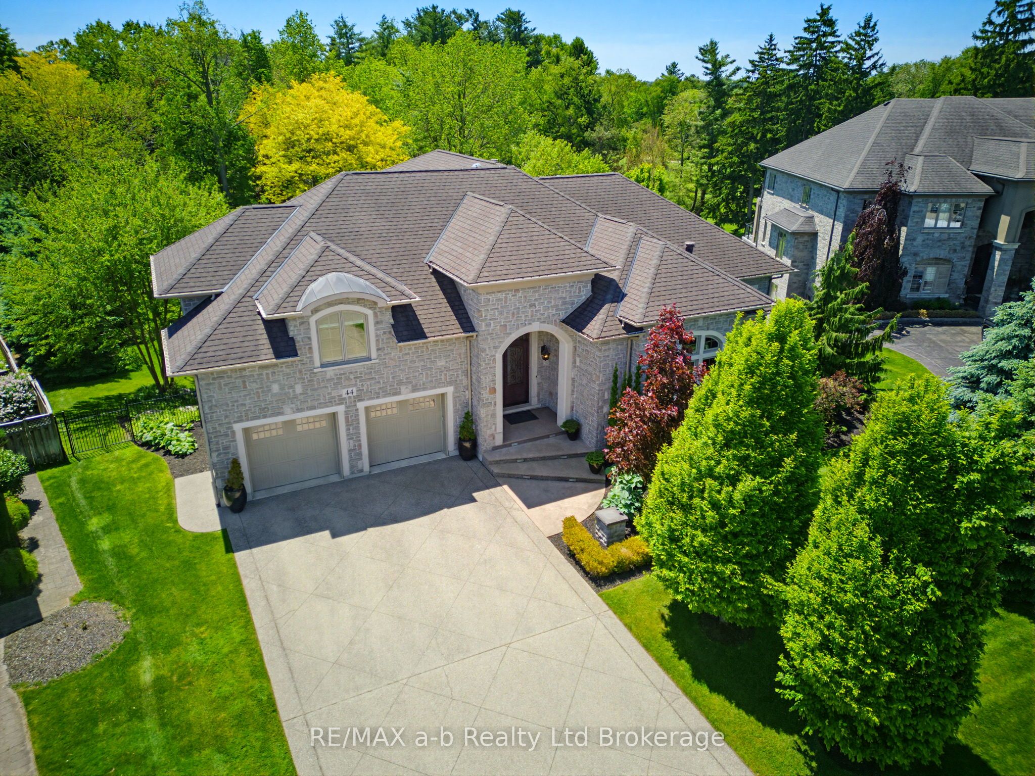 Additional image 2 of 44 Yeager Avenue, Norfolk, ON, N3Y 5N3