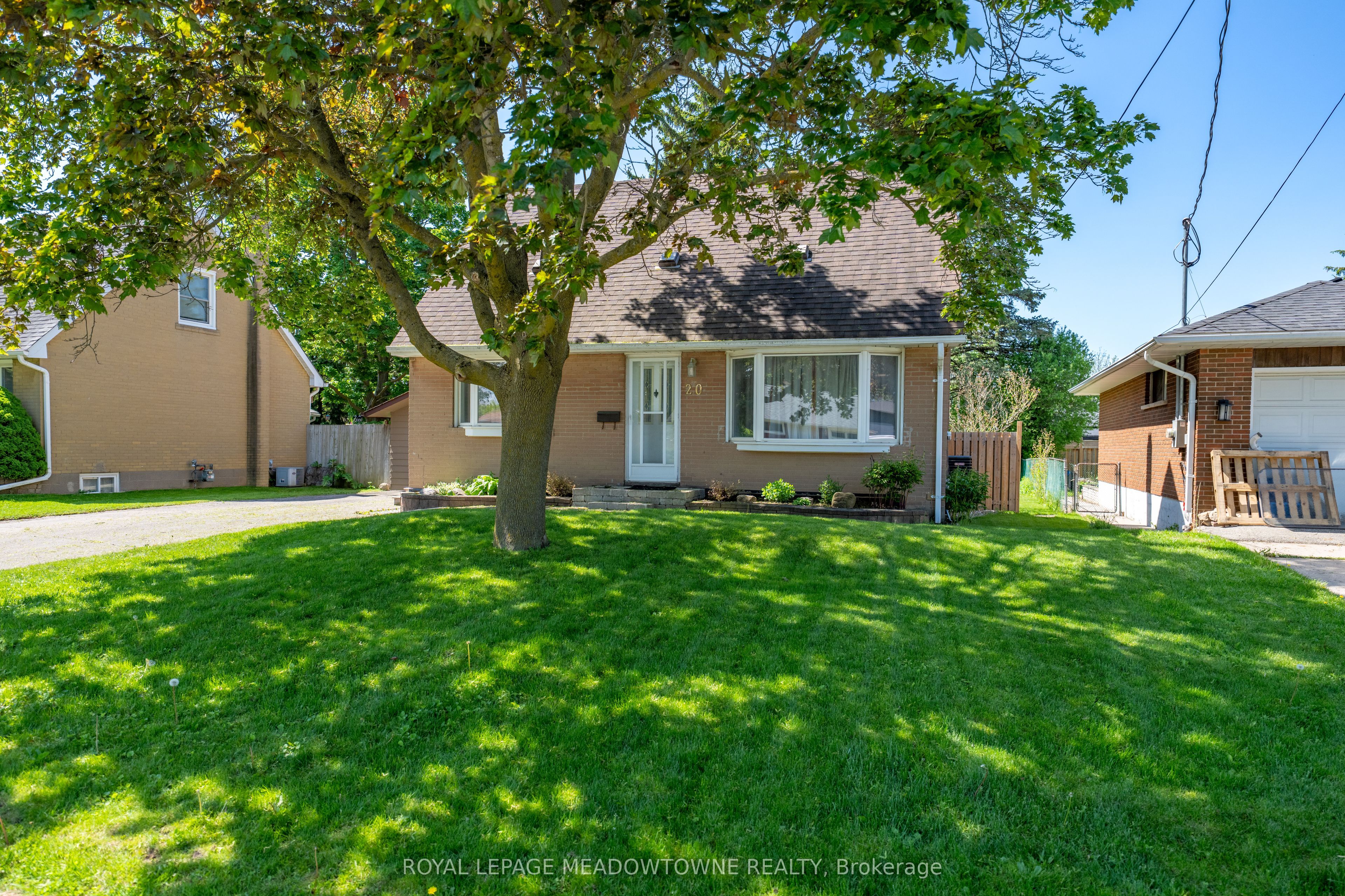 20 Delrex Boulevard, Halton Hills, ON, L7G 3X7