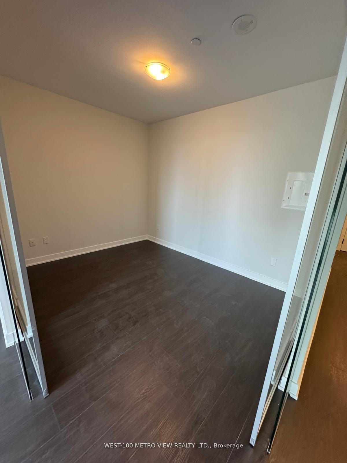 Additional image 6 of 2504-430 Square One Drive, Mississauga, ON, L5B 0L6