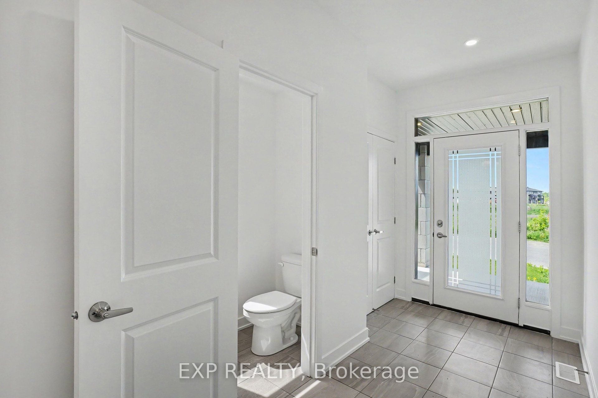 27 Moosonee Crescent, Ottawa, ON, K4M 0L9 photo 3