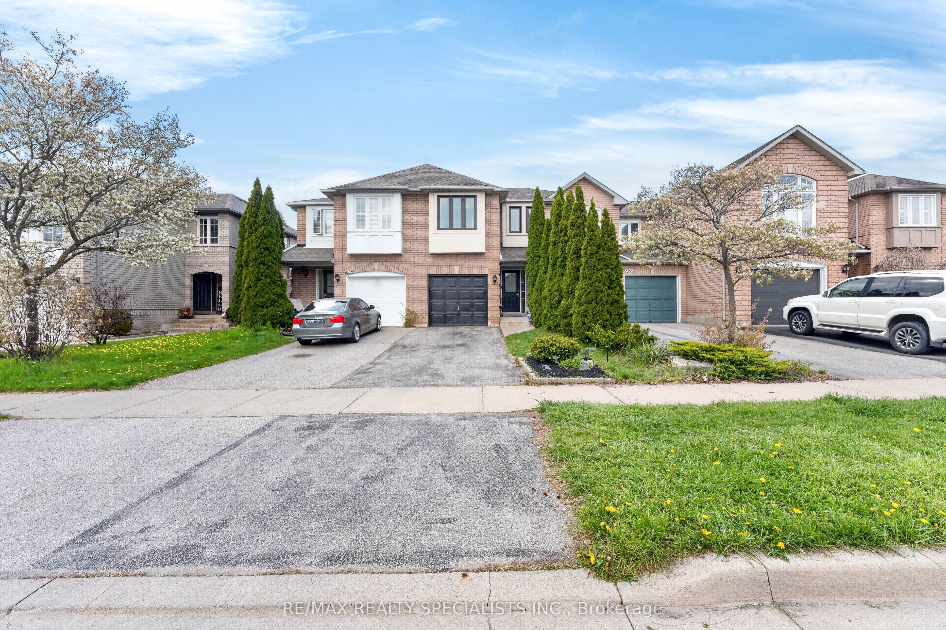 Additional image 3 of 2067 Golden Orchard Trail, Oakville, ON, L6M 3N5