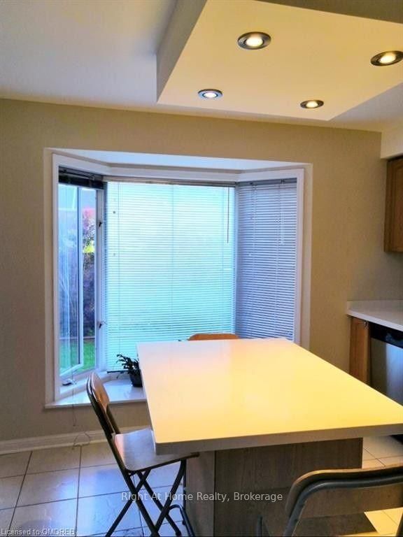 Additional image 4 of 2467 Carberry Way, Oakville, ON, L6M 4S5