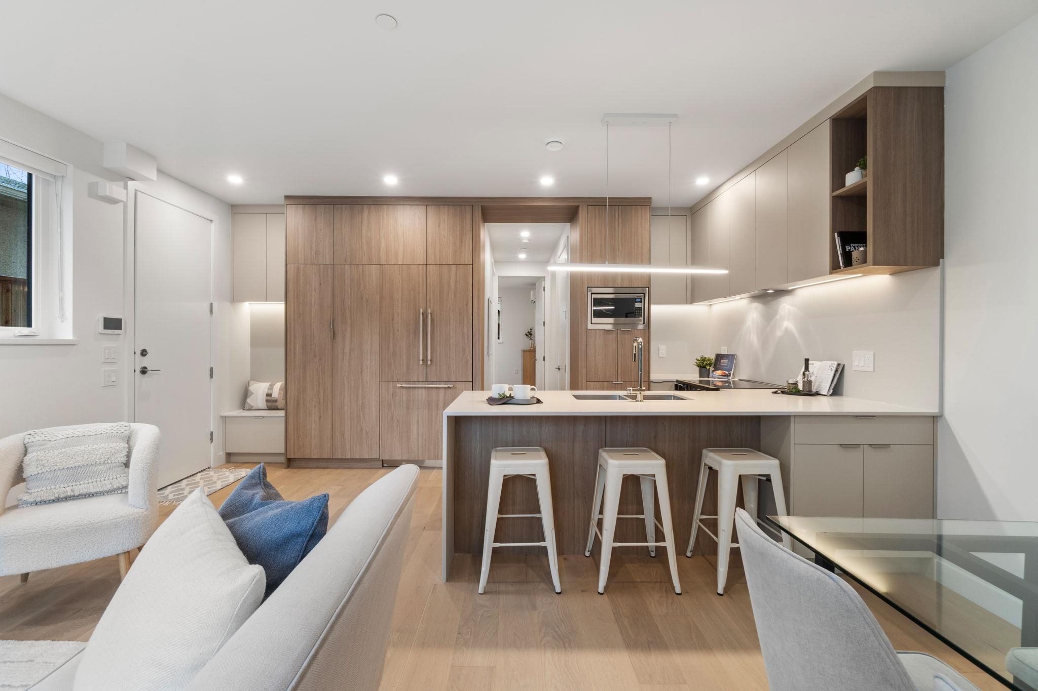 4-4963 Chester Street, Vancouver, BC, V5W 3A7 photo 2