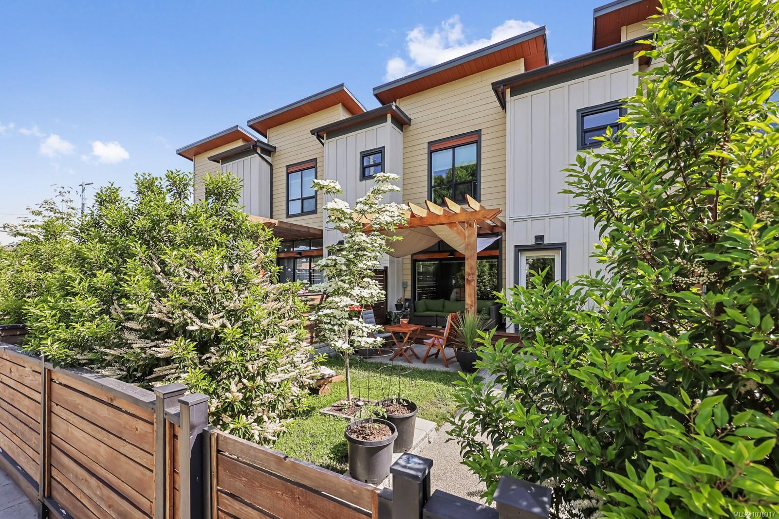 #9-356 14th Street, Courtenay, BC, V9N 1W2