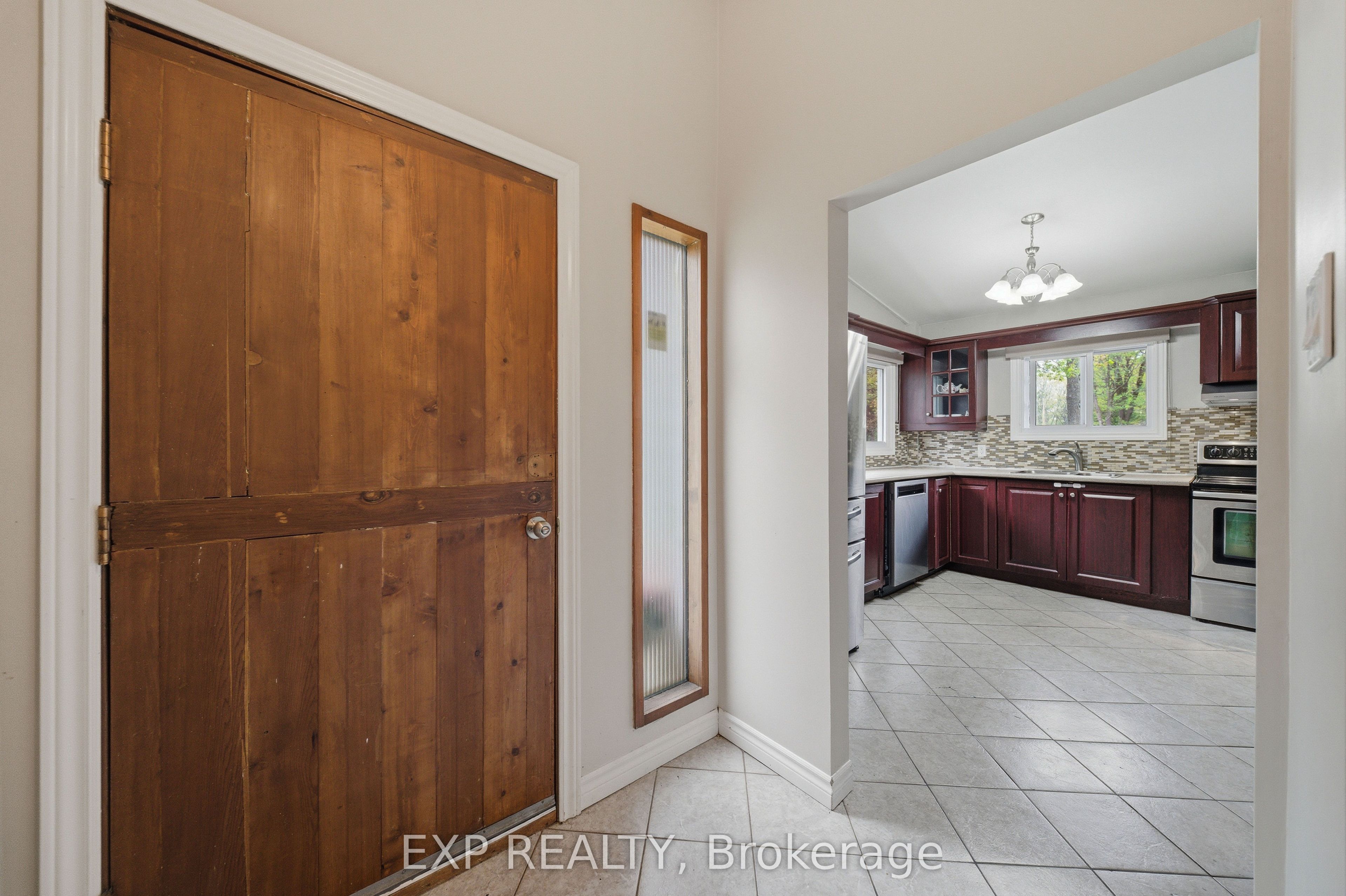 136 Resthaven Avenue, Ottawa, ON, K0A 3M0 photo 2
