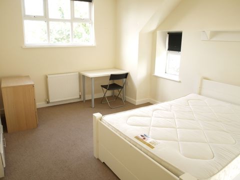 Egerton Road, Fallowfield, Manchester M14, Room to rent
