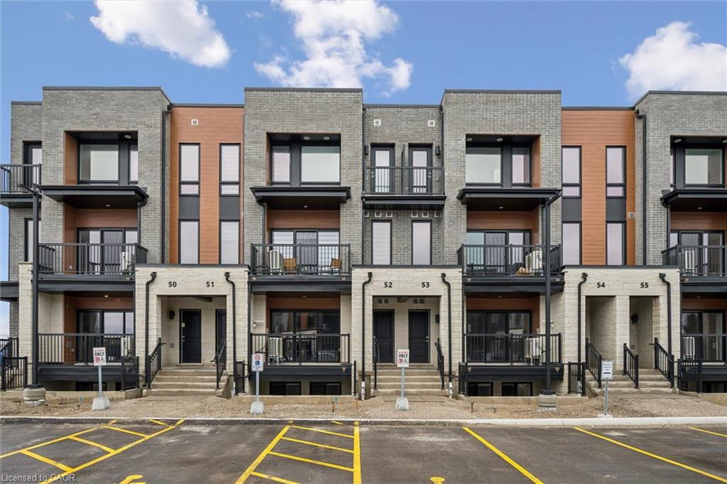 C052-525 Erinbrook Drive, Kitchener, ON, N2E 3T1